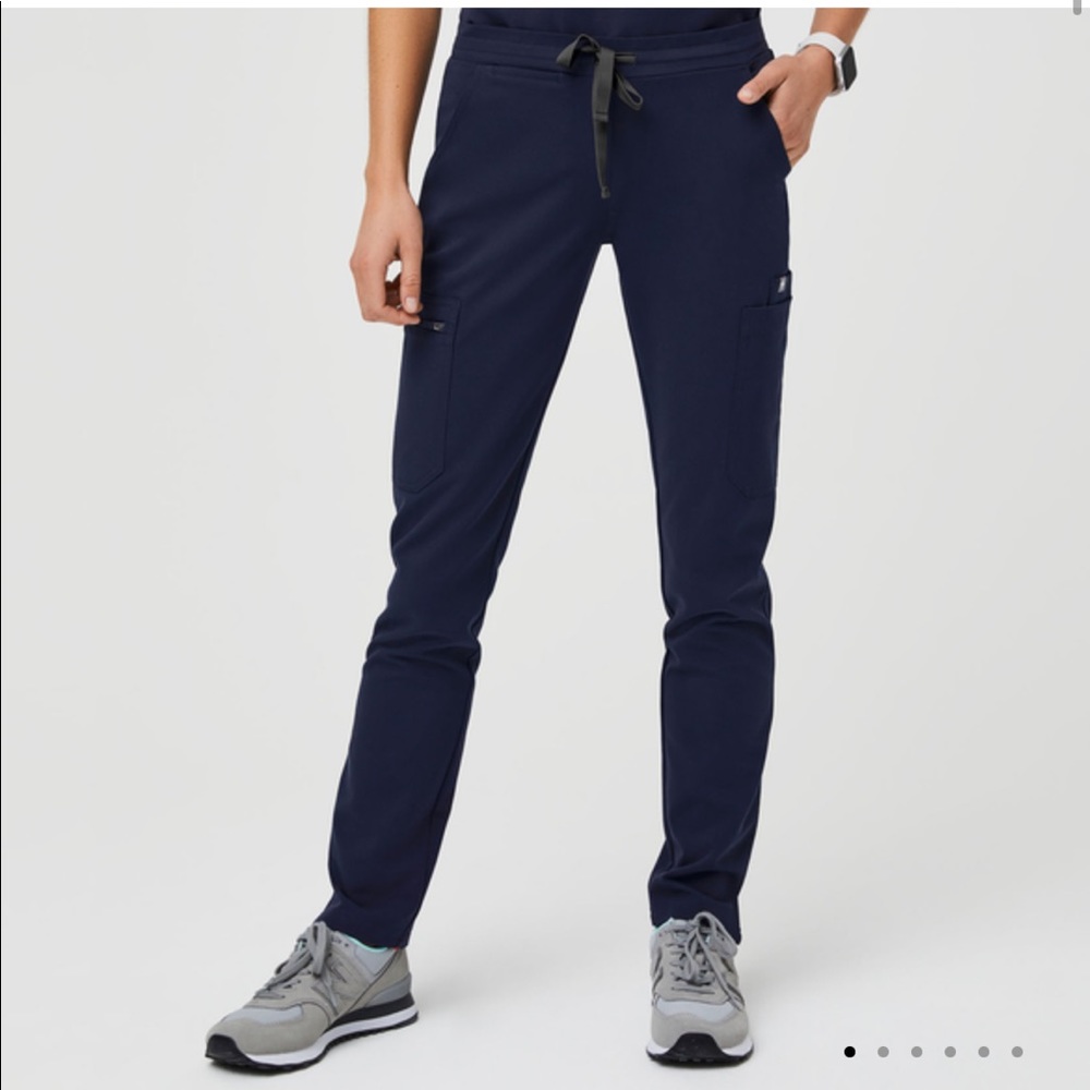 FIGS Yola skinny scrub pants